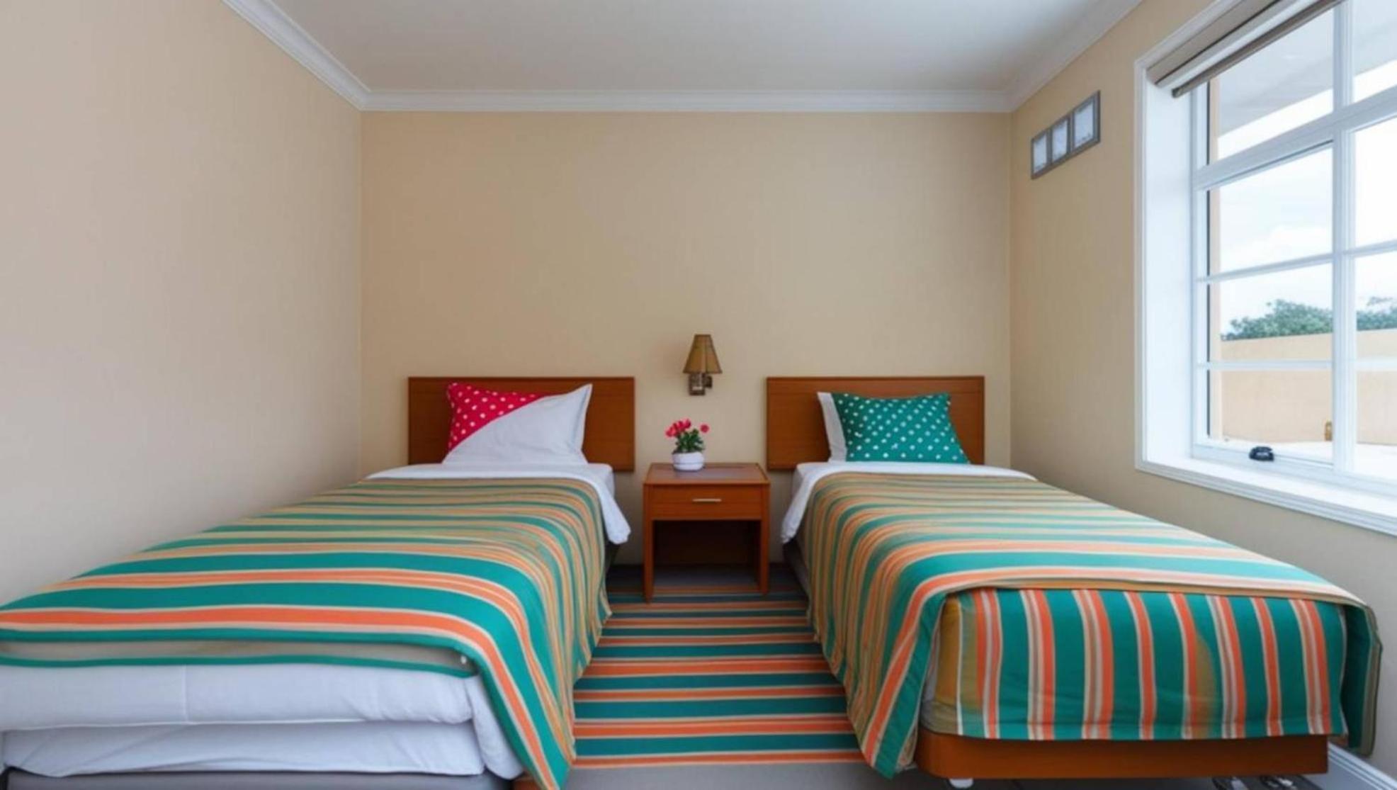 Surya Guest House Probolinggo Exterior foto